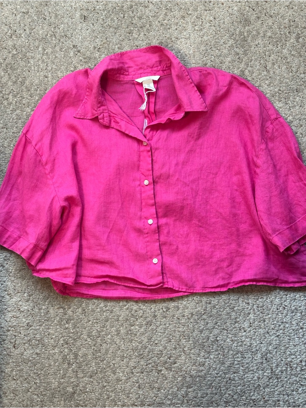 H&M Cropped Fuchsia Button-Down Shirt